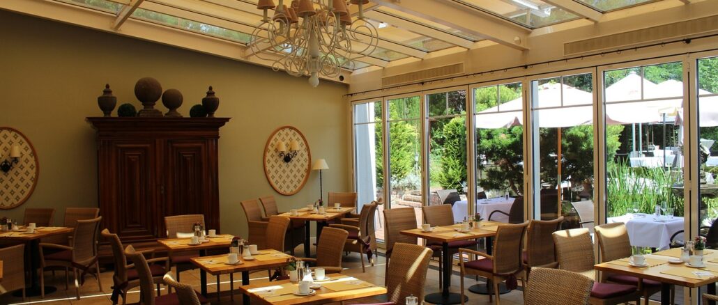 Der ultimative Leitfaden zum Kauf eines Wintergartens 1 restaurant 2526238 1280