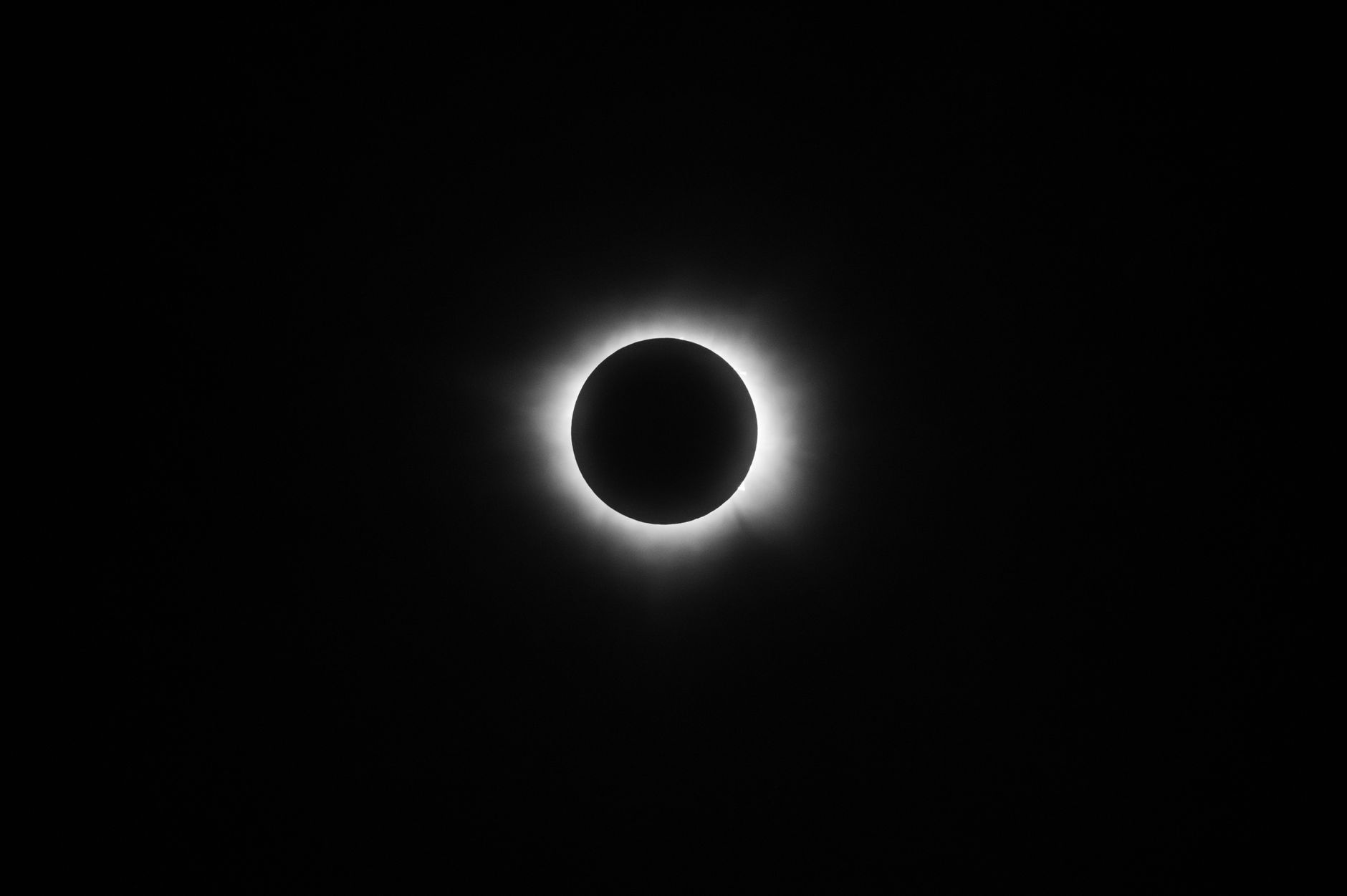 Sonnenfinsternis 2026: So sehen Sie sie in Deutschland